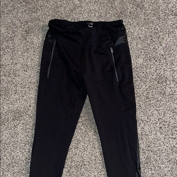 Black Leggings - Picture 1 of 4